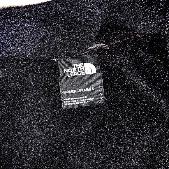 The North Face Women’s Pull Over Jacket - Picture 3 of 7